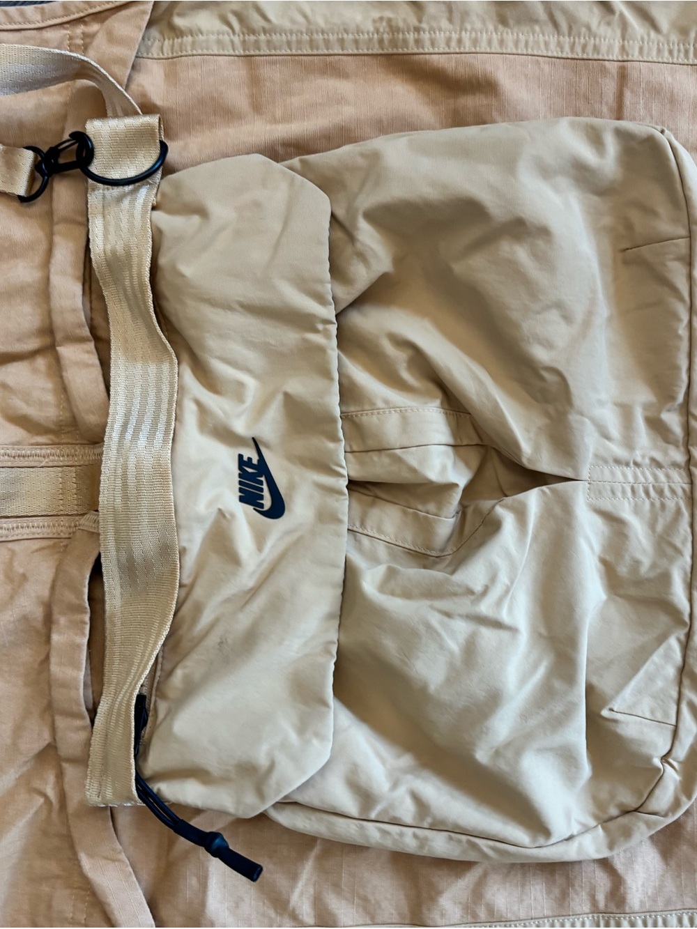 Nike Tech Pack Utility Vest - Picture 5 of 5